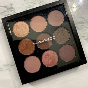 - Mac Times 9 Burgundy Palette